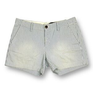 GAP Railroad Stripe City Short Mid-Rise Chinos Blue & White Size 4 (EUC)